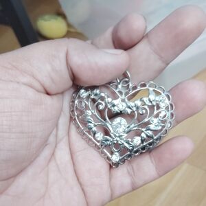 Silver Heart Filigree Pendant Necklace - Elegant Women's Jewelry